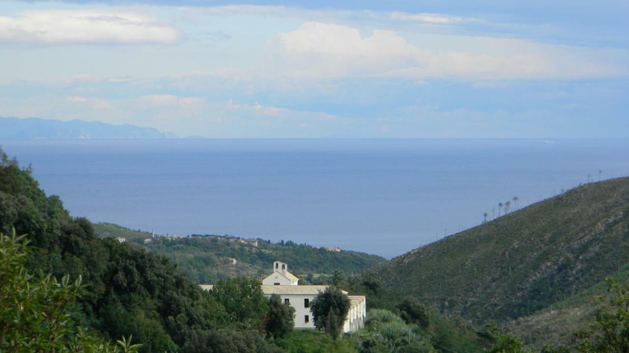 Varazze Sea-Mountain Exterior photo